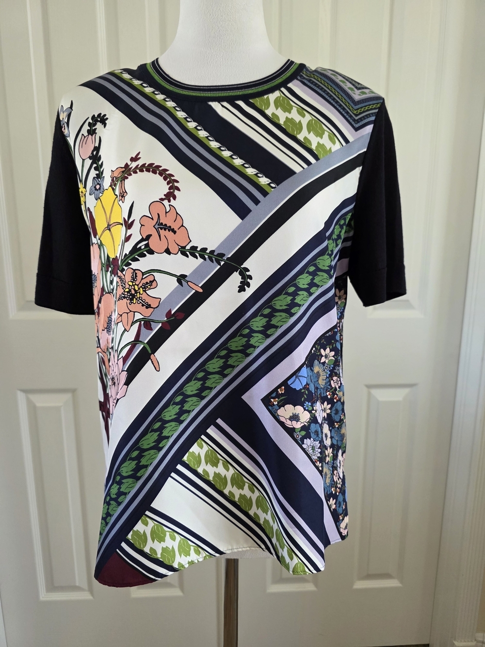 Tory Burch Silk & Wool Floral Mixed Print Top SZ Large - Picture 9 of 15